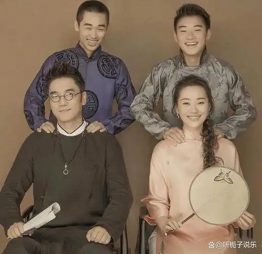 林依轮告白妻子!结婚28年夫妻恩爱,53岁像20岁,两儿子十分优秀