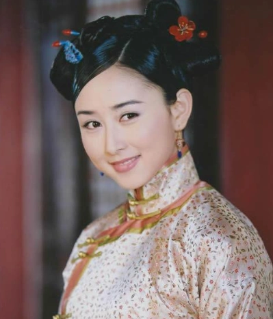 "古装第一美女"胡静:当红时嫁国外豪门,富豪为她甘愿切除器官