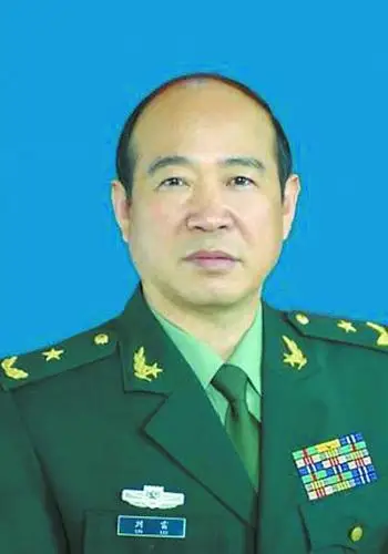 原成都军区司令员李作成上将出任陆军司令员