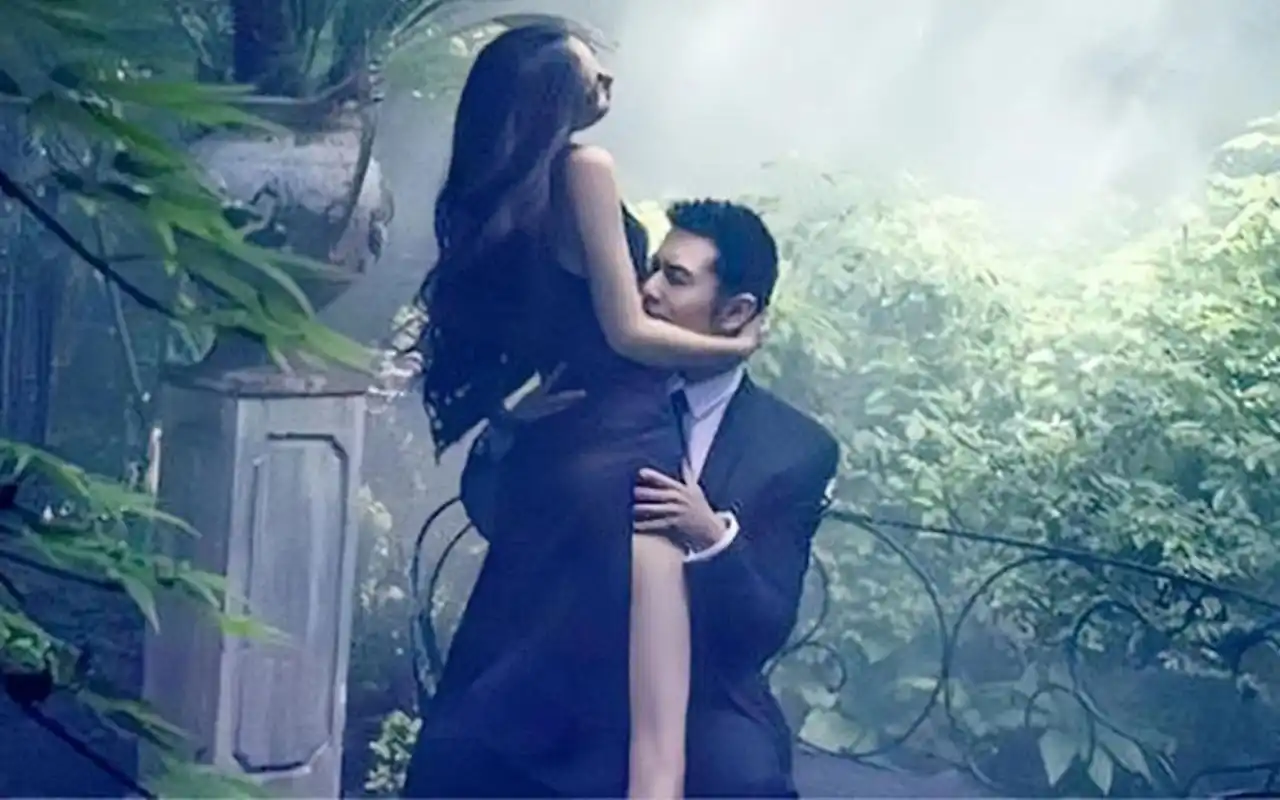 黄晓明和杨颖有多狂野?看完他们的结婚照,网友:只有他们敢拍