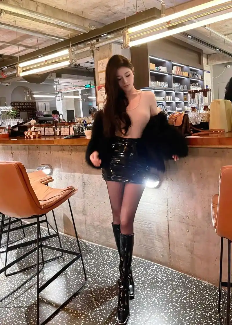 有男朋友了[捂脸] 2月前·江苏 0 分享 回复 一介鲁夫 .