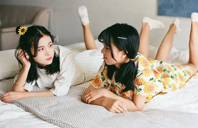 超好看的闺蜜照怎么拍?