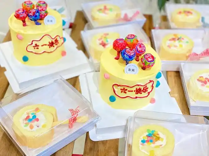 耿系六一儿童节棒棒糖蛋糕