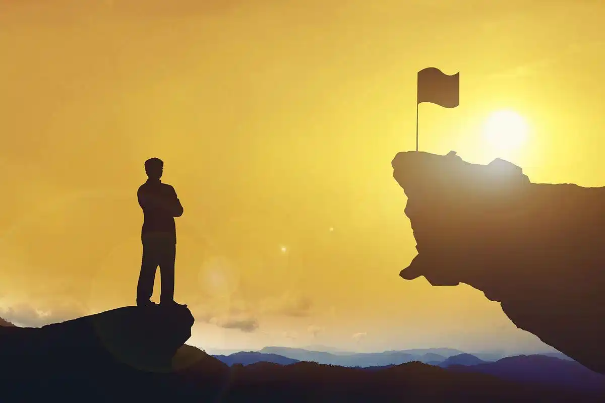 青春是耀眼的,奋发向上的姿态,赋予青年特权.