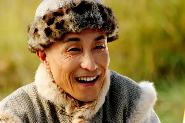 资料图片百姓秀才官主要演员巩汉林饰秀才28