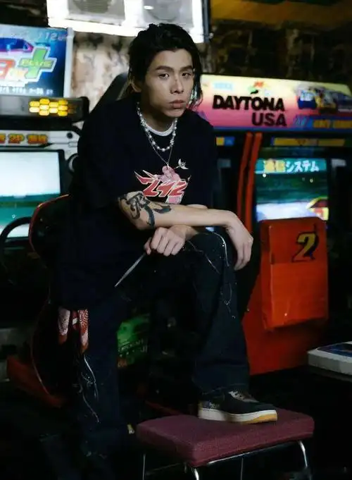 说唱歌手成名前后对比!距离rapper你只差.|rapper|法老|大促_网易订阅