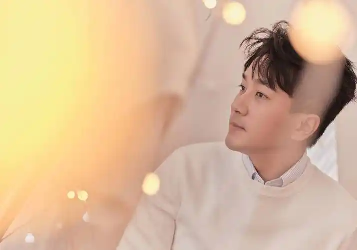 刘恺威46岁生日太冷清!