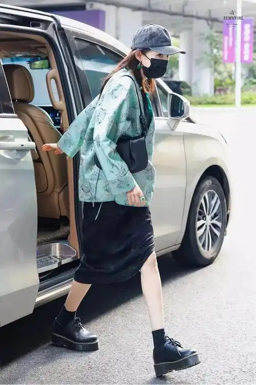 30套杨幂入春穿搭,太美了!