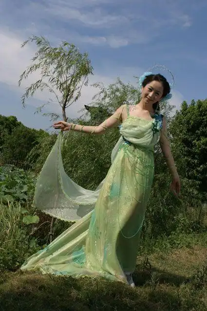 有没有欢天喜地七仙女各仙女的全身照