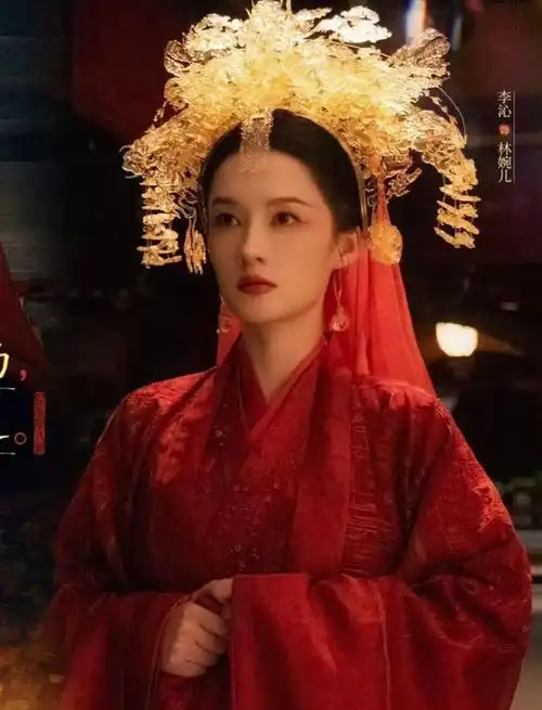 古装剧女主的头上,怎么都是"违章建筑"?