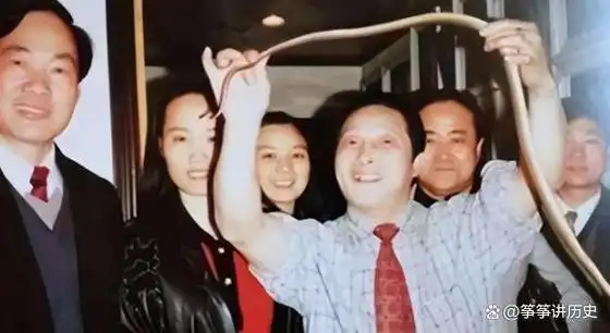 王林能骗有多强使李冰冰屈膝为赵薇开光马云登门致敬