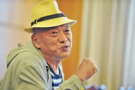 凌峰对老婆赞不绝口:她从没和我母亲红过脸