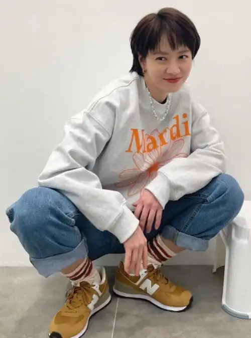 宋智孝运动风格近照活力十足 短发造型适配度高