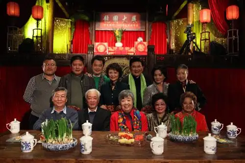 《可凡倾听》—《上海一家人》原班人马20年后再聚首