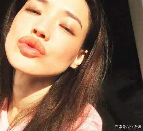 嘴巴大的女生如何让自己看上去更好看一些?女明星们是怎么做的