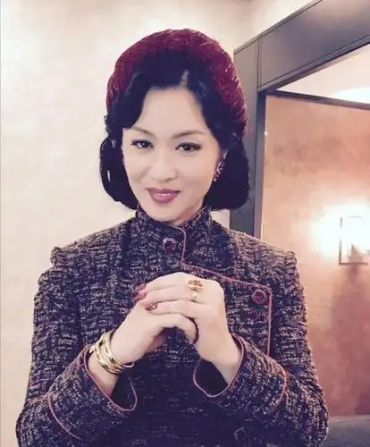 远嫁韩国遇"恶婆婆",她分家后手握大权,霸气不输"弟弟"金星