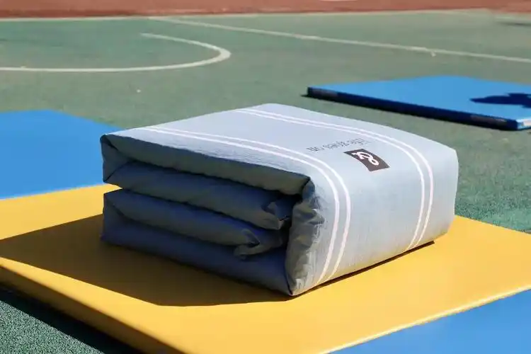 军训比赛叠被子整理内务展风采