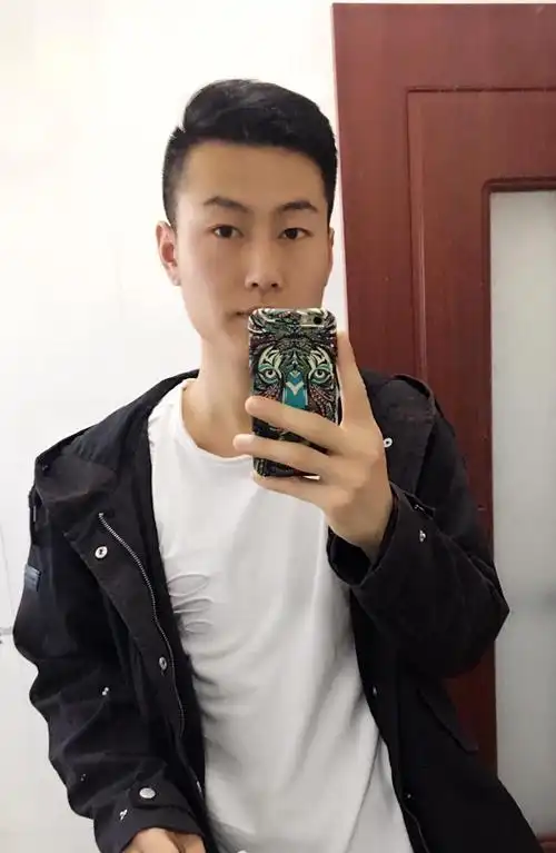 【帅男秀场】白春辉24岁摩羯座健身主管