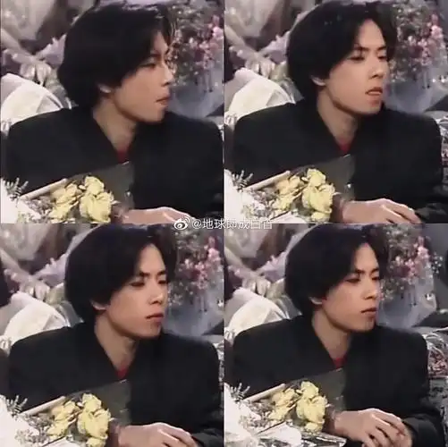 给大家分享一下最近收集的一些关于黄贯中的年轻帅照