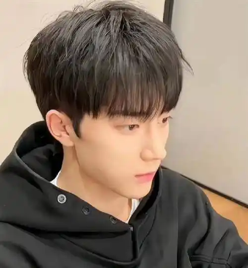 细软发质发量少的救星,让你少年感十足_盖头_男生_短发