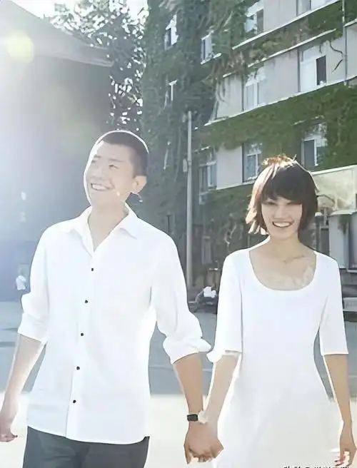 事实证明从校服到婚纱,夏雨和袁泉活成了爱情最好的样子