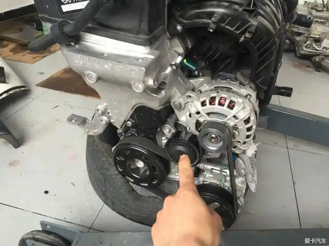 发电机皮带张紧器