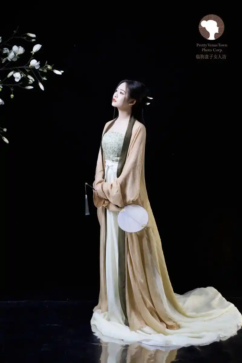 古风写真是每个女人必备一套的#客片原创 #遇见懂你的东方美  - 抖音