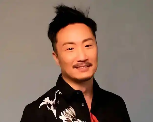 郑中基发文回应"退圈",自曝患抑郁症,将赴美戒酒