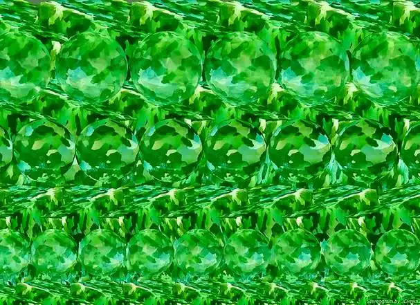 此前解释了很多次,大多数人都是平行眼,不是交叉眼(斗鸡眼),这是两种