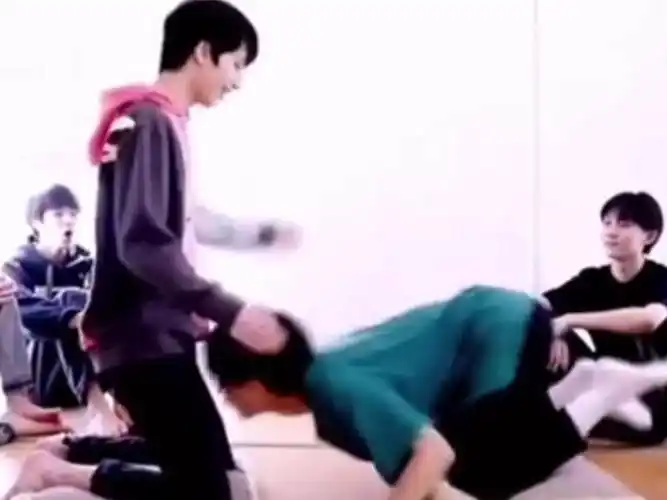 时代峰峻祖传推手游戏