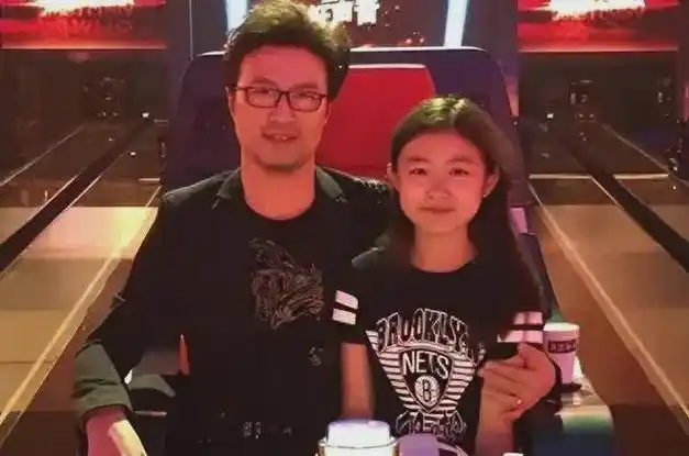 曝汪璟怡没有小苹果幸运兴趣爱好康作如说了算教育汪峰不掺和