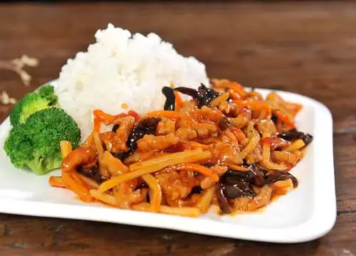 「稻颂农业」新的一周从酸甜美味的鱼香肉丝盖饭开始