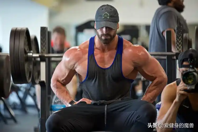 记住哪些练胸技巧,练3个月要比练5年的好?