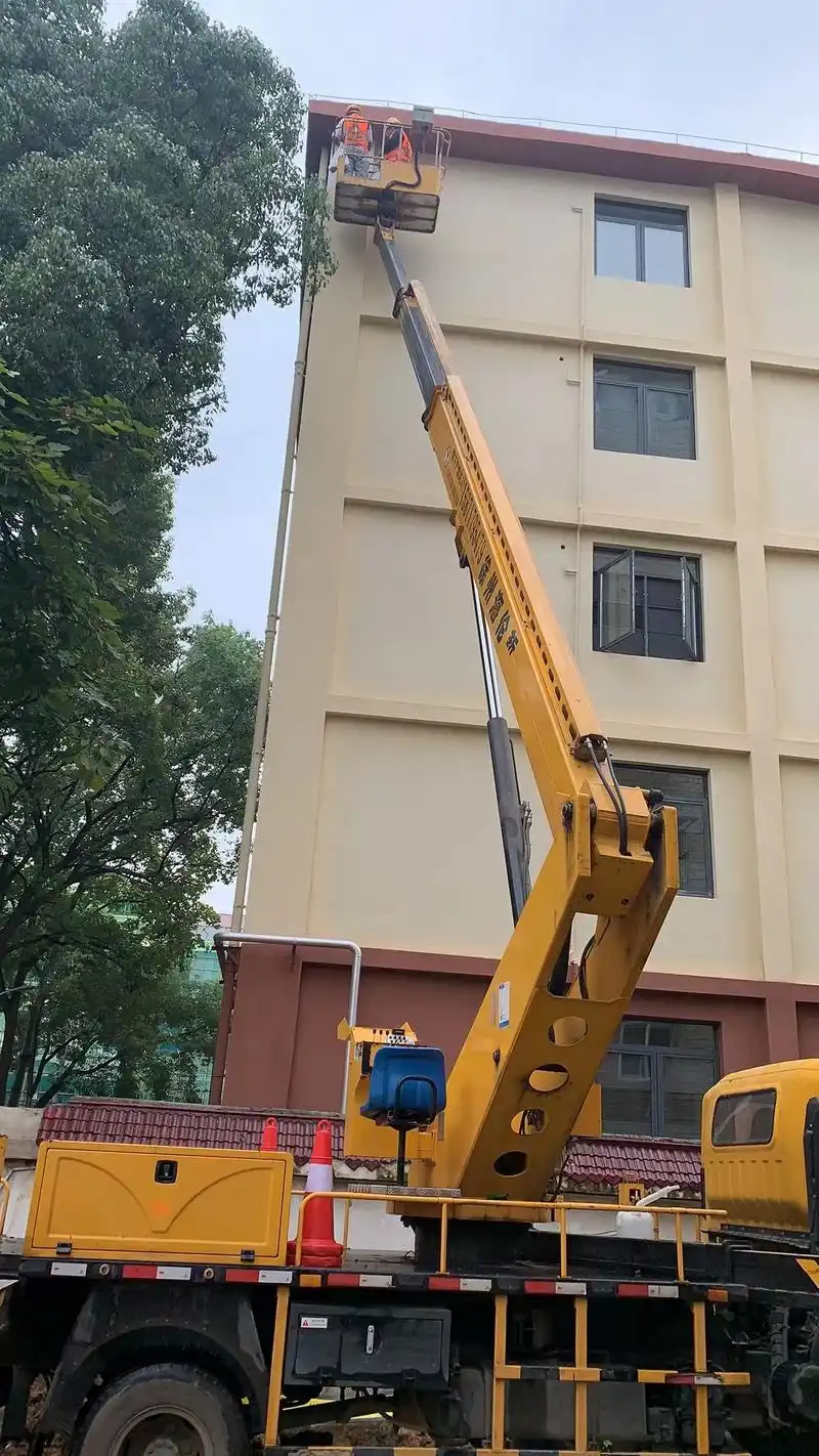 武汉23米直臂高空作业车外墙施工
