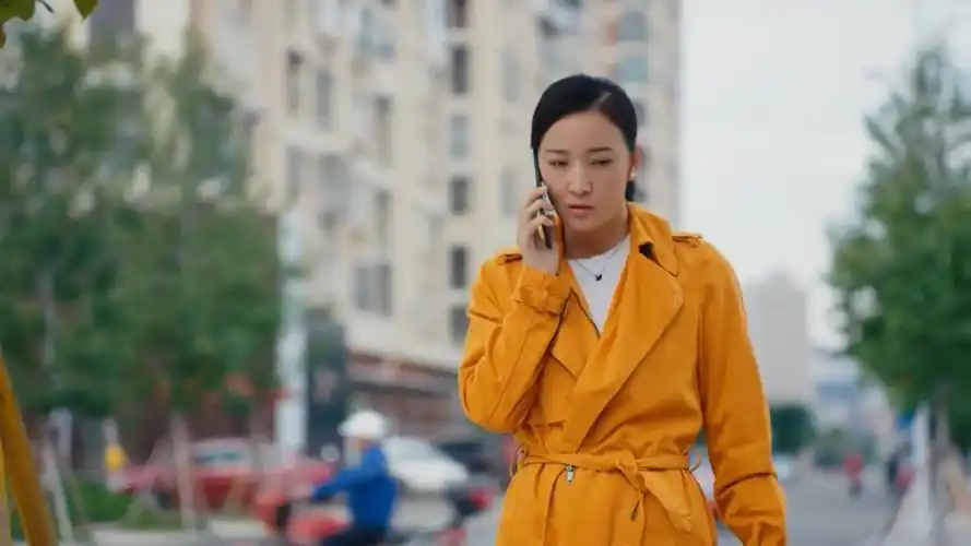 温州三家人吴佳一反常态上班迟到向叶董请求调职去企业工作