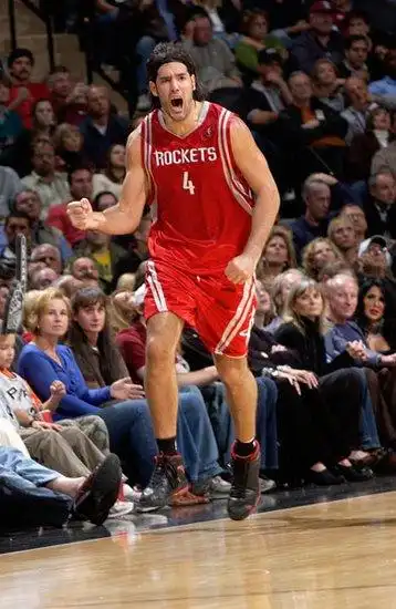 骑士领跑斯科拉争夺战 热火马刺均有意追钻石