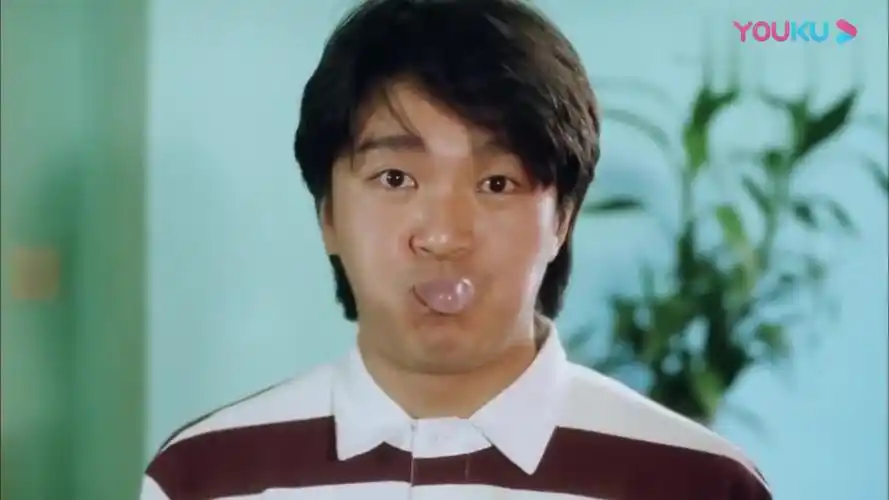 逃学威龙:谁看过周星驰的片花,各种搞笑场景,星爷的各种笑场