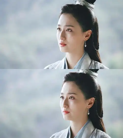 锦衣之下 上官曦