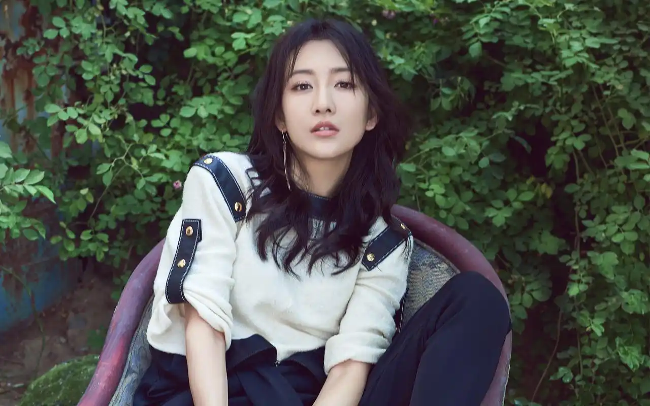 王鸥清新时尚魅力写真图片桌面壁纸高清大图预览1920x1200_大陆明星