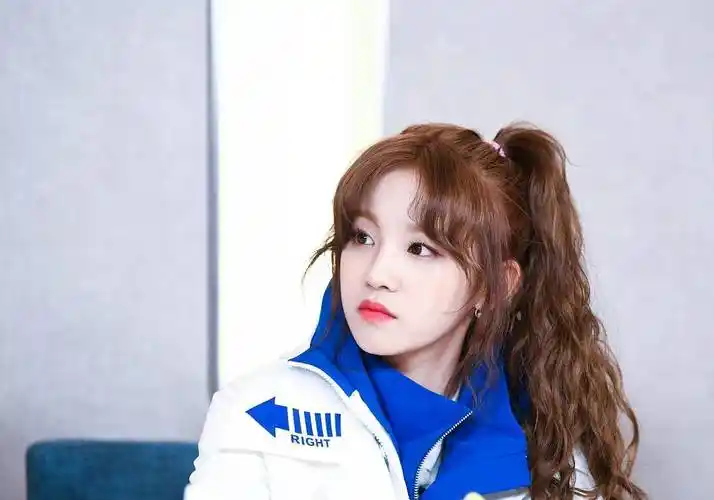 这2个新人还未发力,原来大有来头,可能开创新方向_宋雨琦_黄旭熙_郑恺