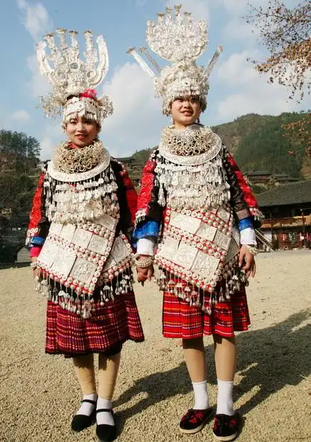 苗族服饰-第七届中国非物质文化遗产博览会