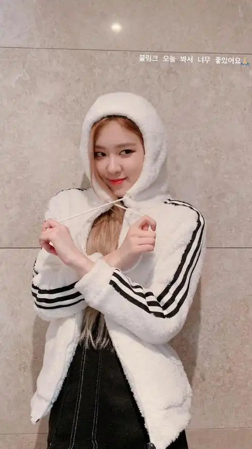 朴彩英雪花秀全球品牌代言人##朴彩英金发精灵