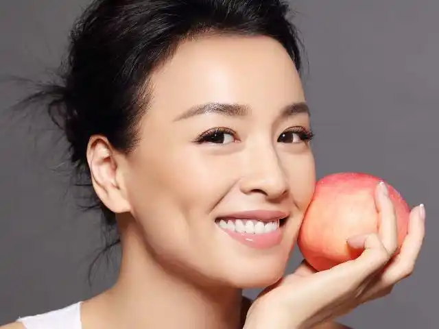 有酒窝的女星,唐艺昕的清纯,林心如的可爱,唯独她的最迷人!