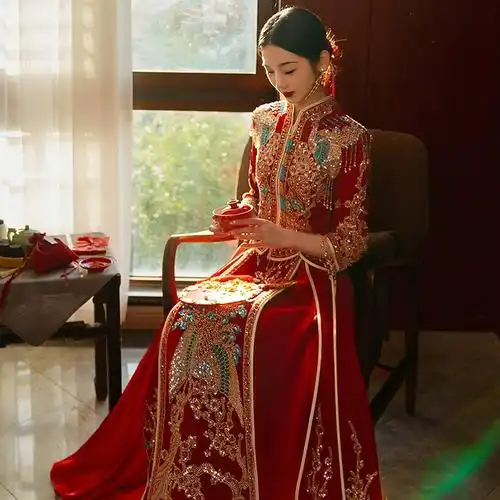 中式结婚礼服新娘婚纱嫁衣龙凤褂小个子袍租赁秀禾服出租2023新款