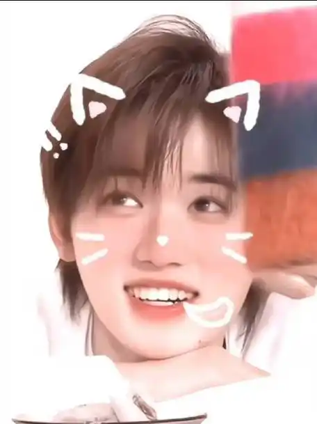 宋亚轩又在悄悄可爱了!撒娇谁受得了你啊啊!