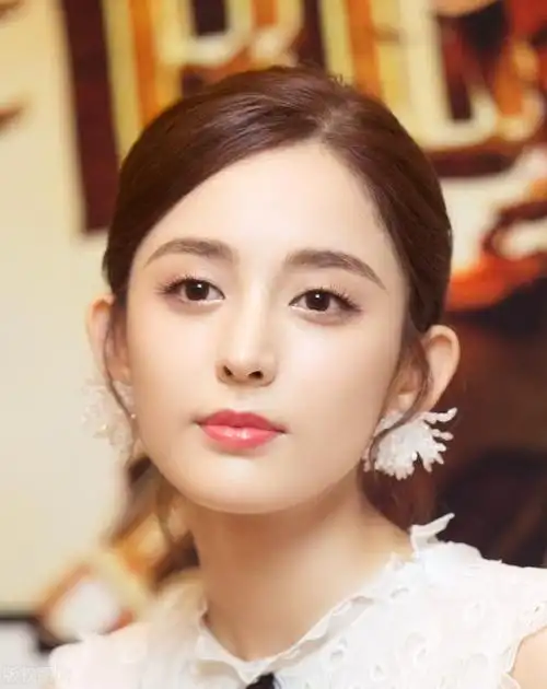 梦中情人娜扎|古力娜扎|爆点_网易订阅