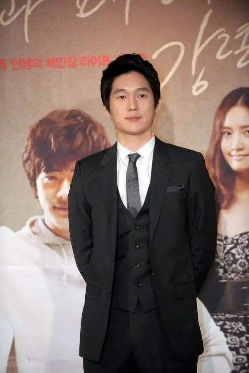 图文:《男版灰姑娘》宣传--宋昌义绅士稳重