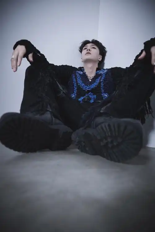 张艺兴全新专辑step