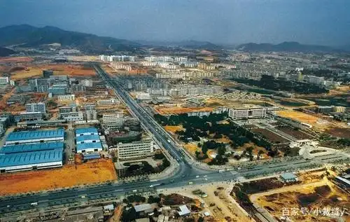 鸟瞰80年代的深圳