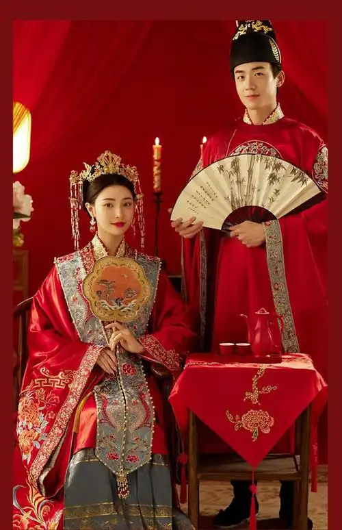 明制汉服婚服中国风古装嫁衣结婚礼服大气奢华凤冠霞帔